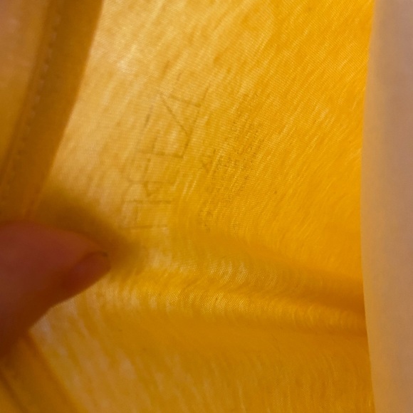 STAY KIND YELLOW CROP TOP - Picture 3 of 3